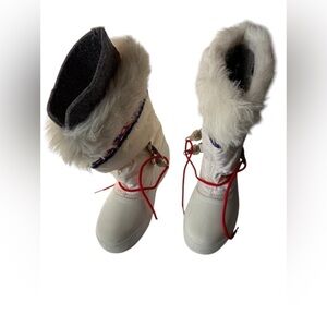 Sorel Women's Winter Boots Swiss Floral Faux Fur Size 6 White Red Arctic Water